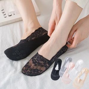 여성 양말 여름 얇은 통기성 실리콘 미끄럼 방지 보이지 않는 레이스 노쇼 보트 양말 투명 JK 패션 캐주얼 로우 컷 양말