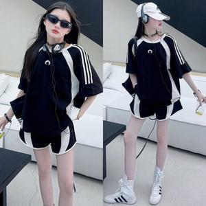 삐삐네옷가게 여아 초등학생 키즈 블랙라인 반팔 반바지 트레이닝