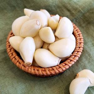 [감동 마늘] 국내산 깐 마늘 대 1kg (좋은이웃농산)