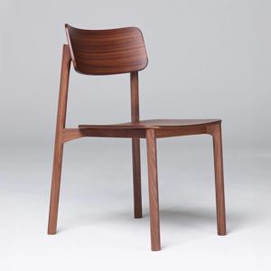 RANGE 02 DINING CHAIR