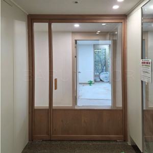 초슬림유압 비대칭양개스윙중문 고시형 영림174 투명강화유리
