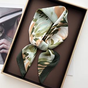 70cm 럭셔리 추상 꽃무늬 스카프, 70x70cm 정사각형 프린트 숄, 헤어밴드, 소형 헤어 액세서리, 여성용 목 스카프, 머플러, 사계절용, 우아한 스타일, 통기성 있는 장식, 손세탁 또는 전문 드라이클리닝