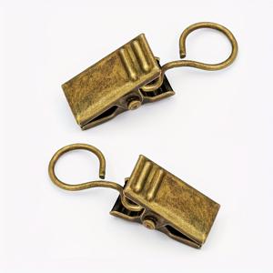 TEMU 25개 브론즈 색상 금속 톱니형 클립 커튼 클립 후크, 커튼轨道 사진 고정, 엽서 봉인, 감자칩, 스낵백, 가정용 정리(식탁보, 수건, 파일 클립), 야외 및 여행용(젖은 옷 클립, 피크닉 매트 고정)에 적합