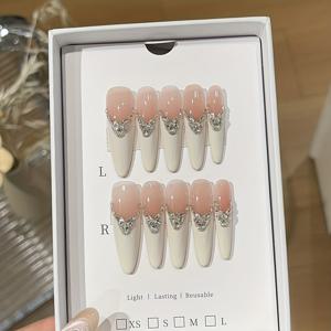 TEMU 10개입 고급스러운 순수한 욕망 스타일, 가벼운 럭셔리하고 고급스러운 느낌, 정교한 화이트 스톤 스플라이싱 및 핀 핸드메이드 프렌치 팁 네일, 웨딩 연회, 친구 생일 파티, 발렌타인데이 행사에 적합한 네일 패치