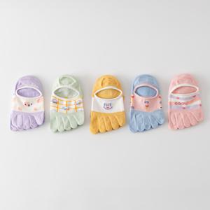 TEMU 5켤레 여성용 짧은 양말, 보이지 않는 양말, 발가락 양말, 여성용 양말, 컬러 짧은 양말, 여름 신상 할로우 통기성 메시 여성용 짧은 튜브 분리형 발가락 땀 흡수 여름 여성용 5발 양말, 발가락 분리형 여성용 보트 양말, 여성용 봄