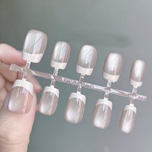 TEMU 48개 누드 핑크 베이스 화이트 프렌치 팁 고양이 눈 디자인 프레스온 짧은 사각 인조 손톱, 패셔너블하고 우아한 라이트 럭셔리 파티 피크닉 해변 휴가 여행 필수템