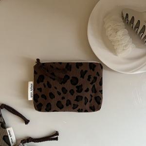 TEMU 레트로 코듀로이 프린트 코인 지갑 - 필수품을 위한 패셔너블한 미니 지퍼 파우치, 휴대용 생리대 및 소형품 정리함