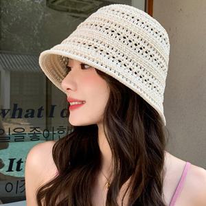 한국 스타일 홀로우 크로셰 버킷햇 여성용 얇고 통기성 좋은 모자 트렌디한 얼굴 비치 휴가 어부 모자, 크리스마스 파티, 축제 의상, 새해 기념 및 겨울 선물에 적합합니다