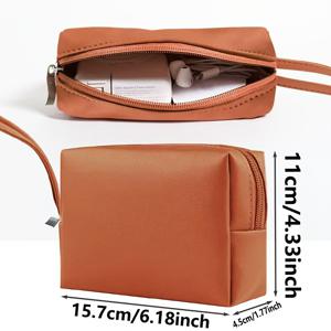 스포츠 카메라, USB 드라이브, 케이블 & 충전기 보관에 적합한 휴대용 테크 정리함 - 내부 칸막이가 있는 컴팩트한 여행용 수납, 사진 작가용 소재