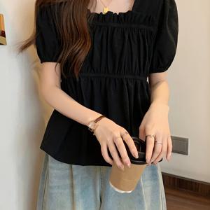 여성 스퀘어넥 퍼프 블라우스 셔링 반팔 티셔츠 체형커버 뱃살커버 날씬해보이는 페미닌 오피스룩 하객룩 데이트룩 꾸안꾸 러블리 텍스처 블랙