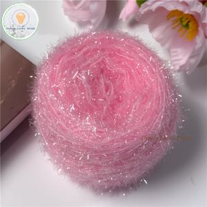 TEMU 5개/팩 150g/5.29oz 소프트 플러시 속눈썹 실, 광택 있는 유리섬유 폴리에스터 실, 반짝이는 행주 광택 실, 100% 폴리에스터 유리섬유 실, 고품질 섬유, 강하고 튼튼하며 내구성 좋음, 고광택 섬유 실, 선명한 색상, DIY 코바늘 및 다양한 수공예에 매우 적합, 반짝이는 실 액세서리 실, 공예 애호가, 휴일 장식가용