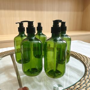 리필용 5개 세트 - 핸드 솝/샴푸/클렌징 로션용 500ml PET 소재 빈 펌프병, 재사용 가능한 덕빌 펌프병, 조절식 누름 디자인, 빛 차단 신선도 잠금 장치