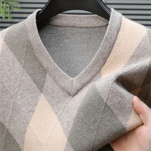 가을 겨울 신상 V넥 체크무늬 컬러블록 스웨터 남성용 긴팔 루즈핏 풀오버 탑