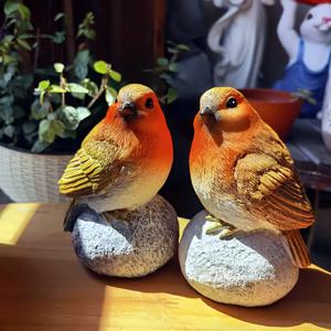 돌 위에 앉은 消息새 두 마리 수제 레진 야외 조각상 2개, 마당 잔디 장식, 발코니, 정원, 뜰 풍경용, 정원 장식품, 레진 공예품 장식, 야외 잔디밭 꾸미기