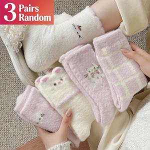 TEMU 3켤레 랜덤 스타일 핑크와 화이트 아기 고양이 중목 양말, 가을/겨울용 따뜻한 플러시 귀여운 수면 겨울 양말
