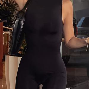 TEMU 여성 솔리드 컬러 민소매 점프수트, 하프 하이 칼라, 패딩 없는 스타일리시 기본 아메리칸 스타일 롬퍼