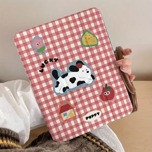 TEMU 귀여운 빨간 체크 무늬 강아지 IPad 케이스. 2021년 IPad 보호 커버에 적합합니다. IPad 9세대 10.2인치용 아크릴 쉘과 스탠드 기능이 있습니다.