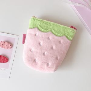 TEMU 1 Sweet 만화 딸기 봉제 인형 미니 메이크업 가방, 대용량 수납 가방, 귀여운 문구류 수납 가방 높은 외관 가치 정리 가방, 화장품, 연필, 동전, 열쇠 등 보관에 적합, 선물