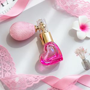 TEMU 1개 리필형 향수 분무기 병 에어 쿠션 병, 하트 모양 디스펜서 (핑크, 옐로우), 초미세 미스트 향수 병, 고급스러운 프레스 디자인, 휴대용 여행용 반짝이는 메이크업 스프레이, 휴대하기 편리함, 생일 파티, 어버이날 선물