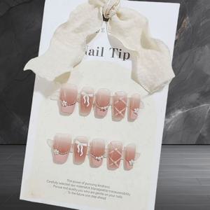 TEMU 샤오칭 뉴윈드 10pcs 여성스러운 하트 리본 숏 래더 매니큐어 우아한 핑크 달콤한 작은 꽃 체인 레이디 감성 네일 데이트 필수 매니큐어