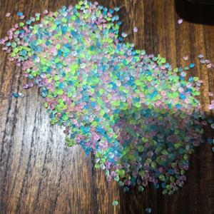 TEMU 800개 야광 스톤 0.035Lb, 0.2 Inch - 햇빛으로 발광하는 조개돌, 수족관, 어항, 화분, 꽃병 장식, 정원, 통로, 분재, 집, 할로윈 및 어두운 정원 (색상 랜덤)