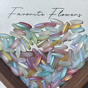 35개 수제 오로라 셔틀 비즈 4mm x 12mm 북극 DIY 액세서리 비즈 - 목걸이, 팔찌, 키체인 및 공예용 - 모든 기술 수준의 DIY 애호가를 위한 오로라 비즈 공급품