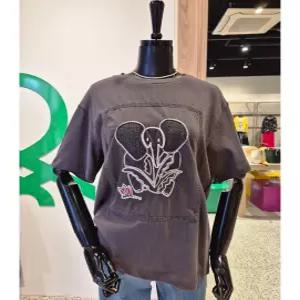 {백화점 정품} 베네통 코끼리자수크로셰티셔츠BATSA7631