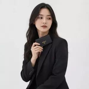 프라다 1MC122 QHH F0002 사피아노 트라이앵글 로고 명함 카드지갑