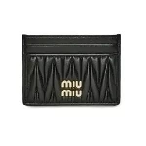 미우미우 MUST IT_ 5MC076 AFPP F0002 마테라쎄 카드지갑 블랙 5MC076 2FPP F0002)