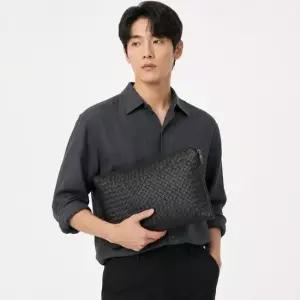 보테가베네타 패션퍼스트위크 인트레치아토 클러치백 224052 V47W1 2090