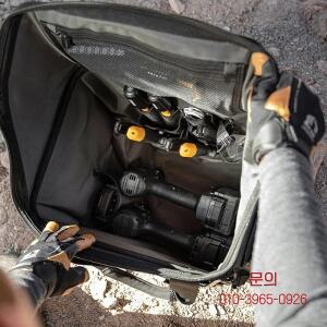 TOUGHBUILT TB-CT-61-14 수리 트레일러 하드 바텀 오프닝 박스 스토리지 라이트 로드 전문가 수준 14 인치