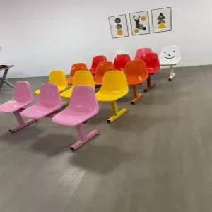 버스정류장 의자 플라스틱 야구장 공원 대기 벤치