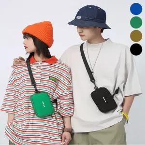 남자 간편 휴대폰 소지품 수납 미니 스퀘어 크로스백 캐주얼슬링백 이어폰홀더힙색