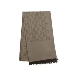 구찌 [케이스포함] 남녀공용 Jacquard 투톤 양면 스카프 165904 3G646 9664)