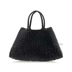 드래곤디퓨전 MUST IT_FW26 여성 산타크로체 스몰 토트백 8893 BLACK