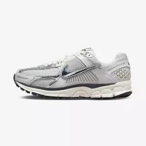 신상 [Nike 국내매장판] 나이키 줌 보메로 5 FD0884 025
