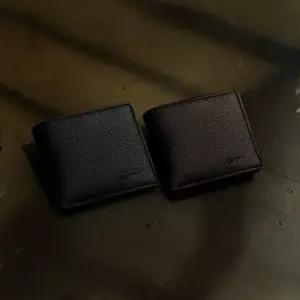 남성 반지갑 아빠 중년 중지갑 직장인 데일리 슬림 손지갑 2컬러 용지갑 중지갑