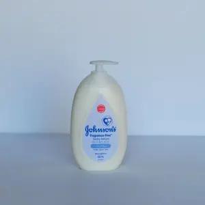 존슨 화이트로션 500ml/베이비로션/온가족/베이비/아기로션/바디/로션/크림/키즈로션/가족/아기보습크림