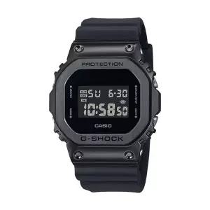 [신세계라이브쇼핑]지샥 GM-5600UB-1 5600 메탈 커버 스퀘어 남성 전자 시계