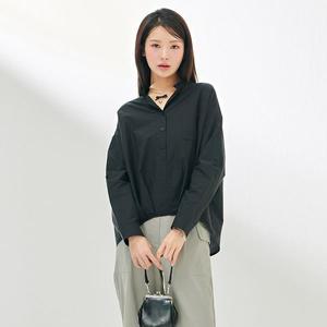 [하프클럽/체이스컬트]여성 오픈카라 소매 롤업 풀오버 셔츠-DBRG5472C03