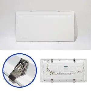 건식 LED 매입평판등 클립형 620x320 25W 주광색