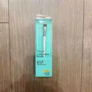 필리밀리 듀얼 컨실러 브러시 810