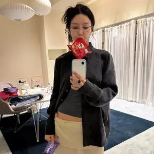 [메이비베이비] [Dearest] Uncommon Shirt (차콜)