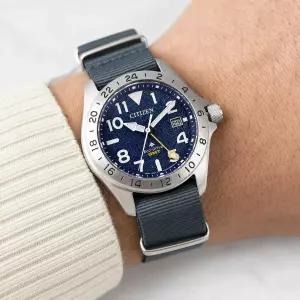 시티즌 에코드라이브 GMT 나일론밴드 손목시계 BJ7150-09L