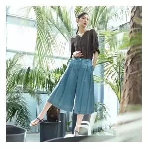 르네크루 26Summer 핀턱 버뮤다 데님팬츠 [런칭 가격 59,900원]