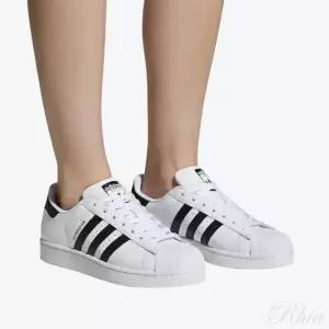 아디다스 슈퍼스타 II IH8659