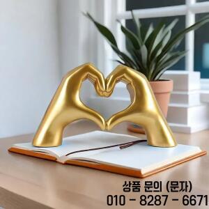 1PC 황금 심장 손 동상 침실/사무실/입구 장식을위한 미니 수지 발렌타인/생일 선물 상자 포함