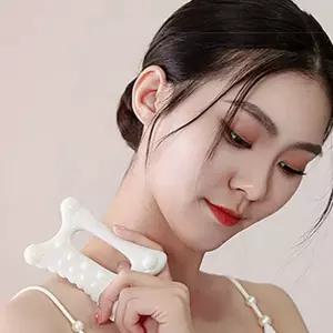 [하프클럽/셀럽하우스]순환 괄사 마사지기 페이스 바디 얼굴관리 도구
