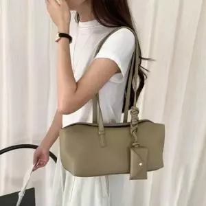 24265 여성 미니 파우치 키링 숄더백 키링가방 미니가방 미니백 캐주얼가방 컬러가방