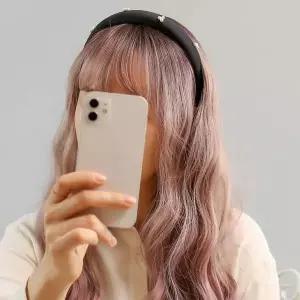 [에이치플러스몰](엔젤슈슈) 새틴 진주 볼륨 헤어밴드 블랙 머리띠